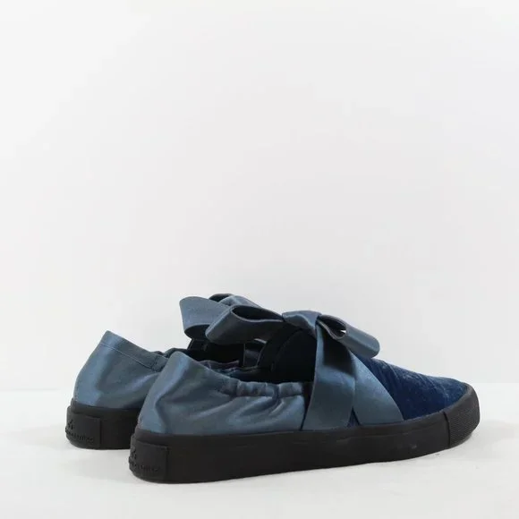 Mercedes Castillo MC Jamilla Slip On Sneakers - Blue Velvet 5.5M - Picture 2 of 5
